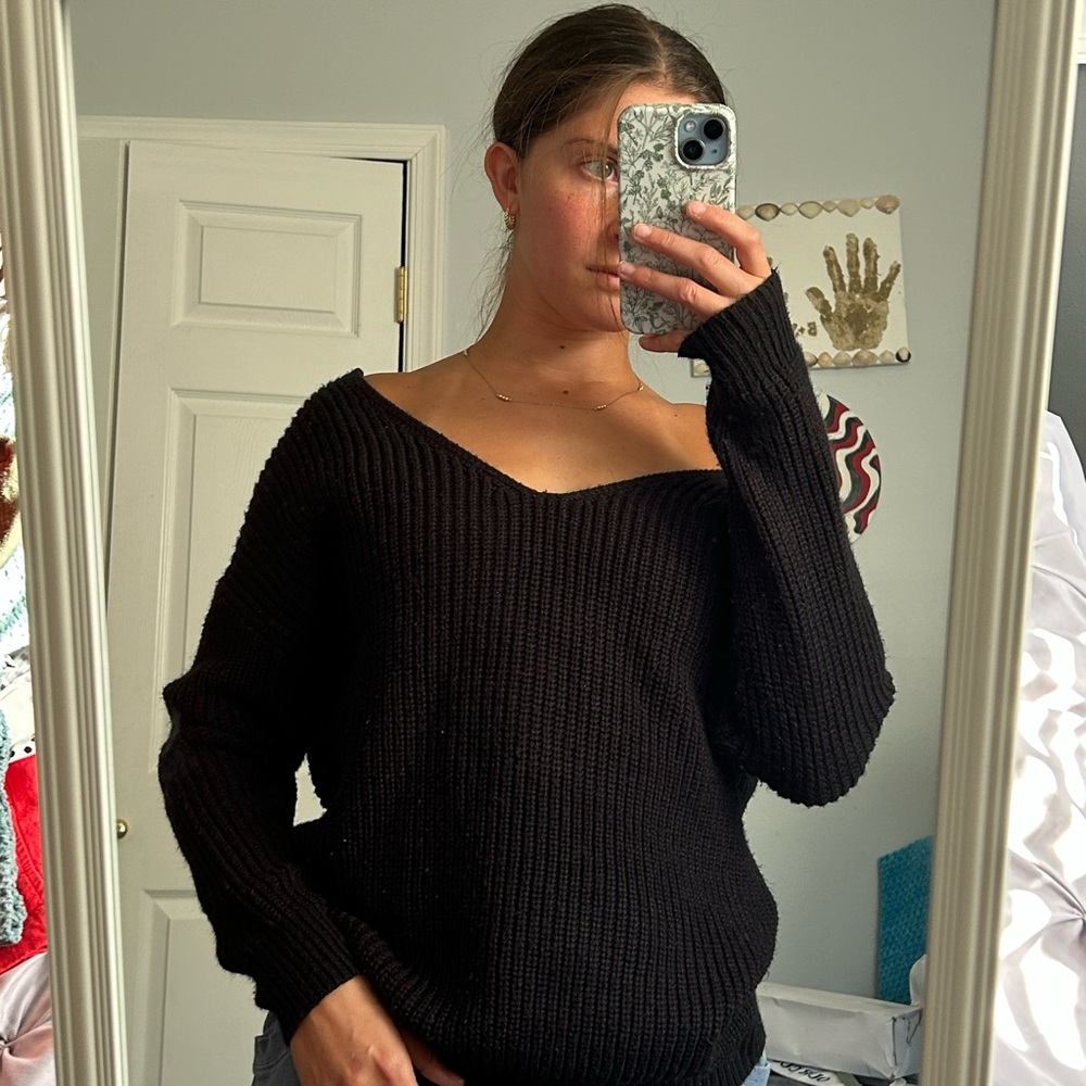 Women's Black Sweater with twist design